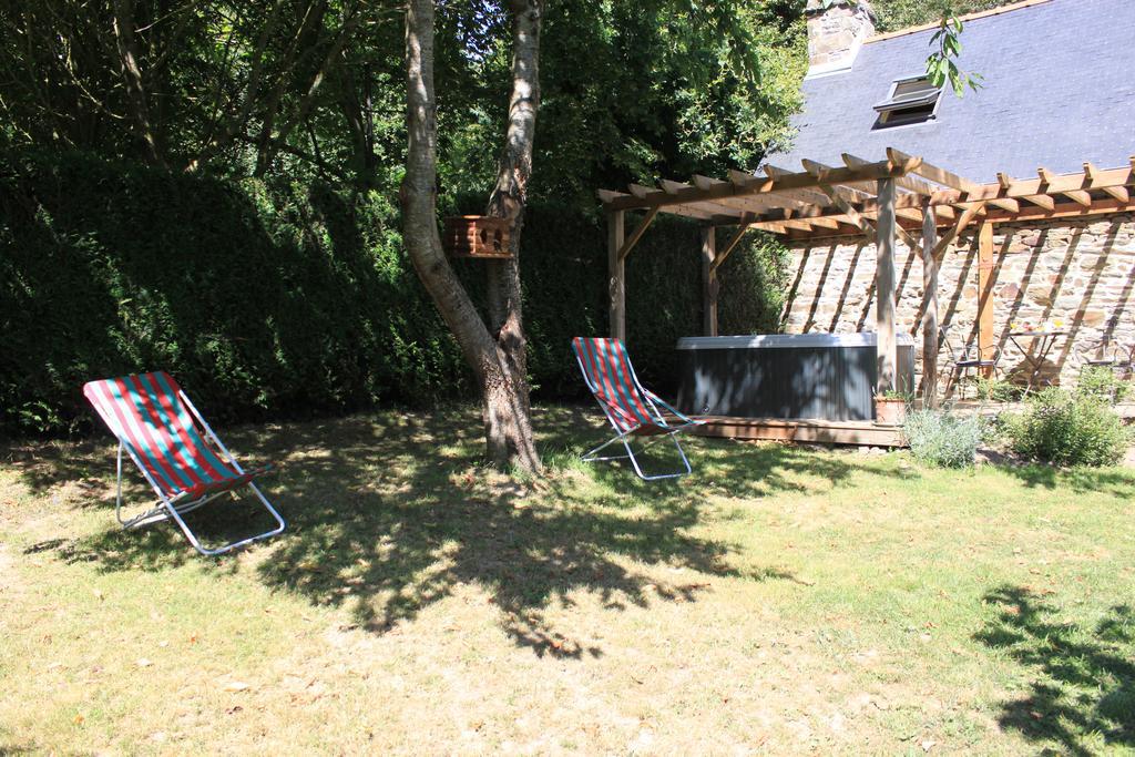 Chambres D'Hotes Le Quartier Val-Couesnon Exterior photo